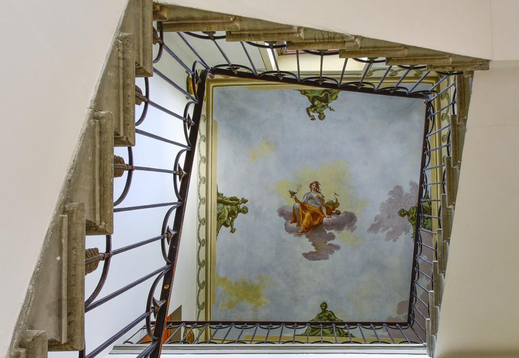 Torre Dei Lari Residenza D'Epoca Bed & Breakfast ฟลอเรนซ์ ภายนอก รูปภาพ