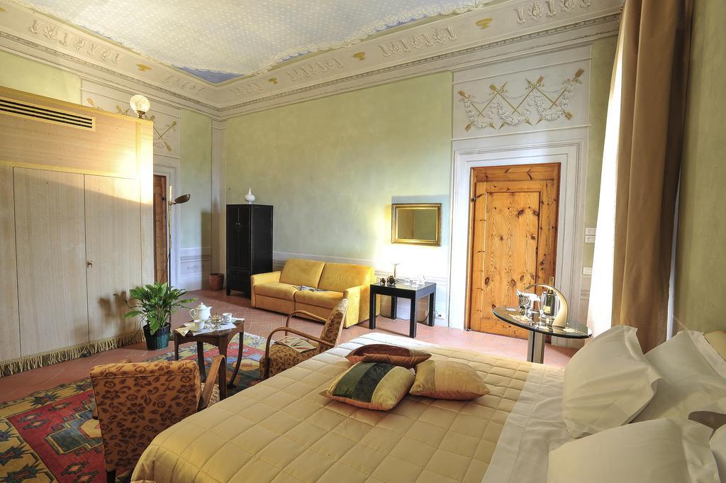 Torre Dei Lari Residenza D'Epoca Bed & Breakfast ฟลอเรนซ์ ห้อง รูปภาพ