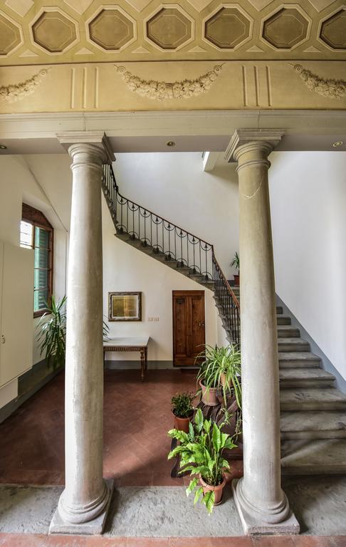 Torre Dei Lari Residenza D'Epoca Bed & Breakfast ฟลอเรนซ์ ภายนอก รูปภาพ