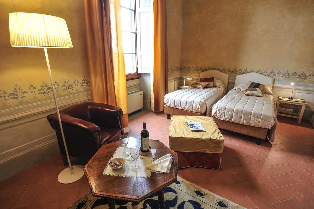 Torre Dei Lari Residenza D'Epoca Bed & Breakfast ฟลอเรนซ์ ห้อง รูปภาพ