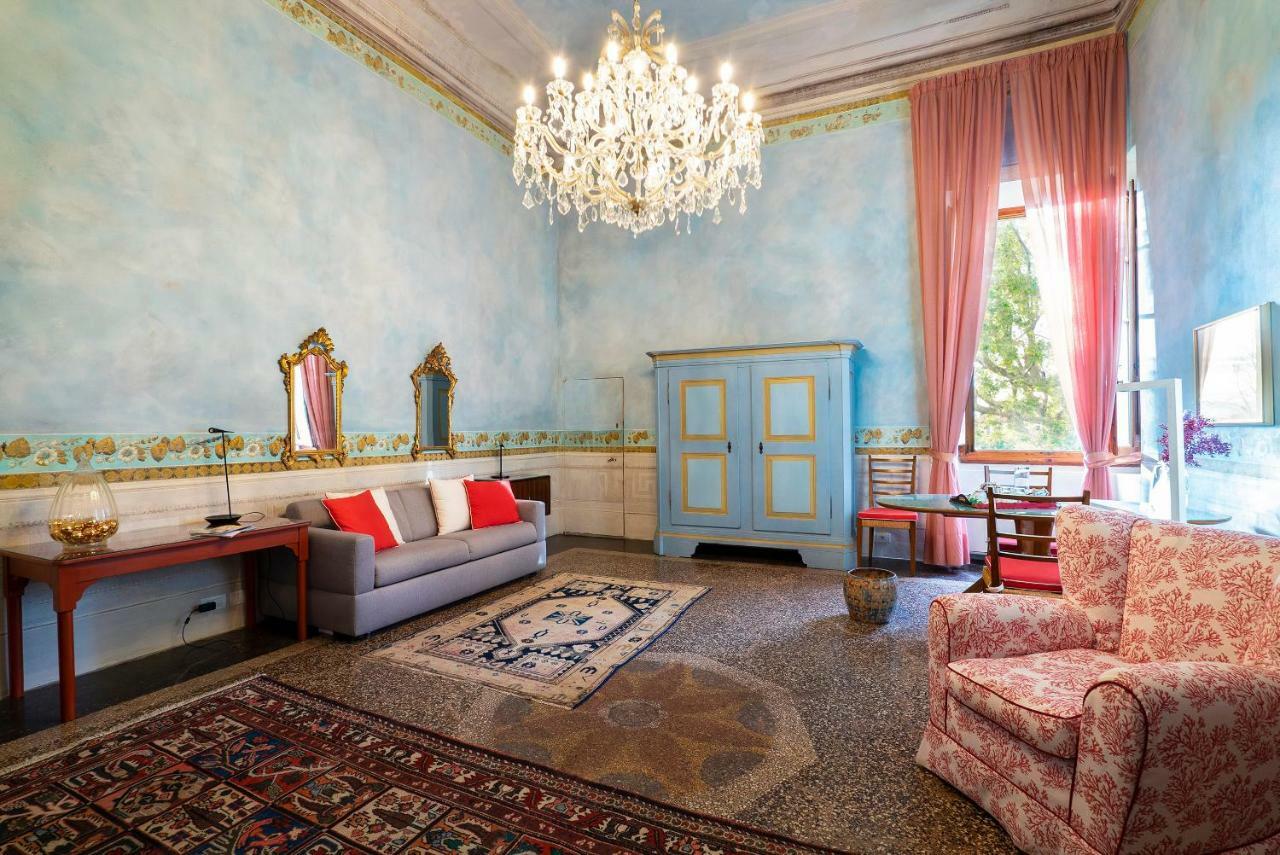 Torre Dei Lari Residenza D'Epoca Bed & Breakfast ฟลอเรนซ์ ภายนอก รูปภาพ