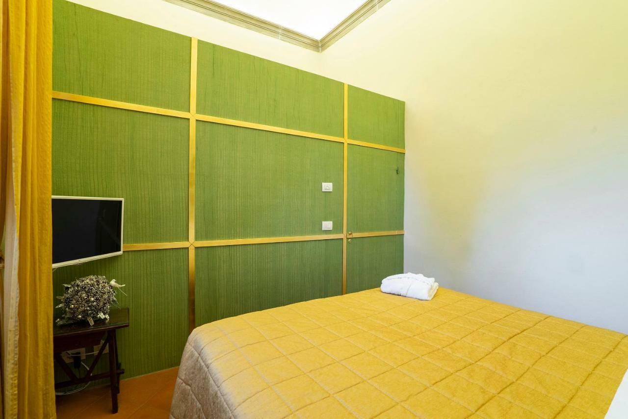 Torre Dei Lari Residenza D'Epoca Bed & Breakfast ฟลอเรนซ์ ภายนอก รูปภาพ